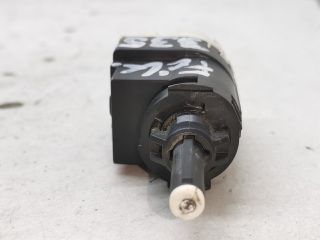 bontott RENAULT CLIO IV Fék Pedál Kapcsoló