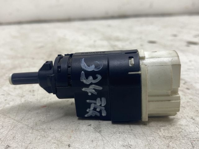 bontott RENAULT CLIO IV Fék Pedál Kapcsoló