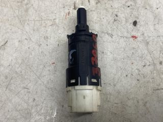 bontott RENAULT CLIO IV Fék Pedál Kapcsoló