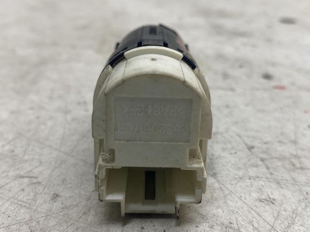 bontott RENAULT CLIO IV Fék Pedál Kapcsoló