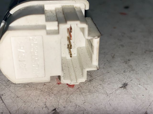 bontott RENAULT CLIO IV Fék Pedál Kapcsoló