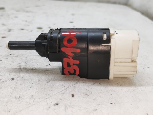 bontott RENAULT CLIO IV Fék Pedál Kapcsoló