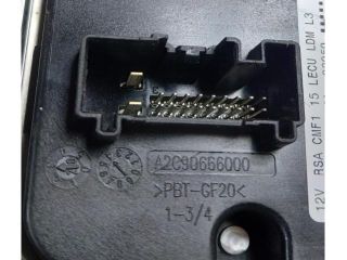 bontott RENAULT CLIO IV Fényszóró Elektronika