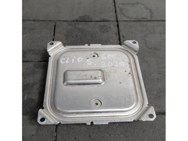 bontott RENAULT CLIO IV Fényszóró Elektronika
