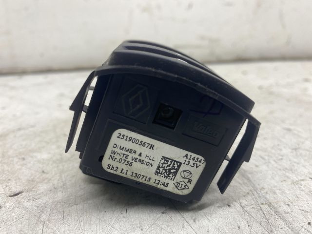 bontott RENAULT CLIO IV Fényszórómagasság Állító Kapcsoló