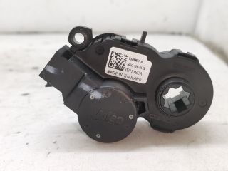 bontott RENAULT CLIO IV Fűtés Állító Motor