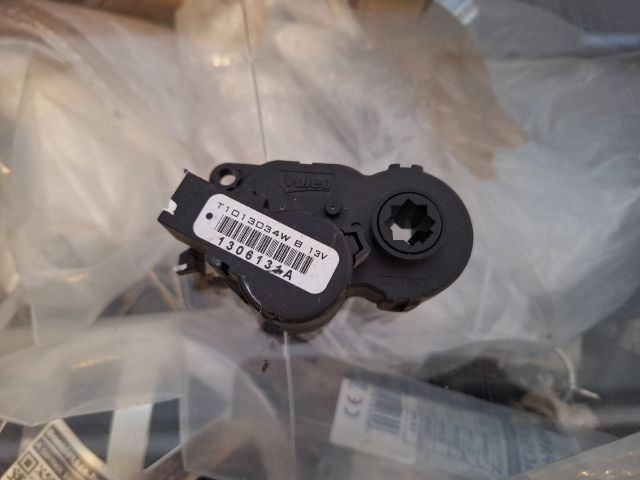 bontott RENAULT CLIO IV Fűtés Állító Motor