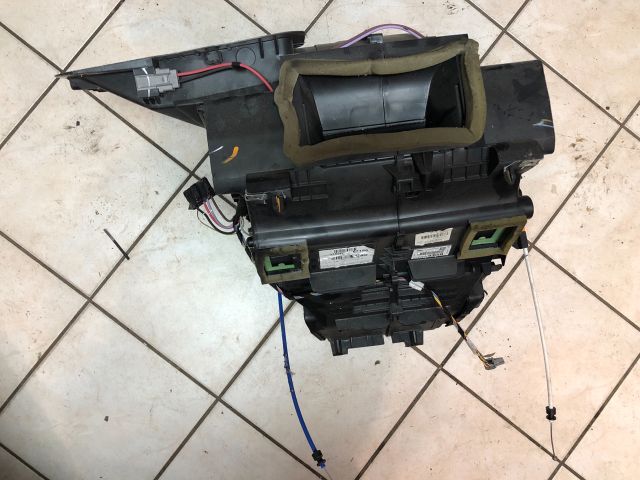 bontott RENAULT CLIO IV Fűtés Box