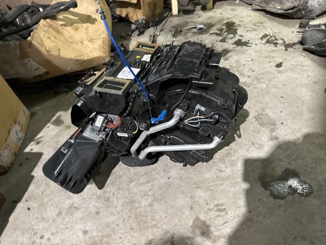 bontott RENAULT CLIO IV Fűtés Box