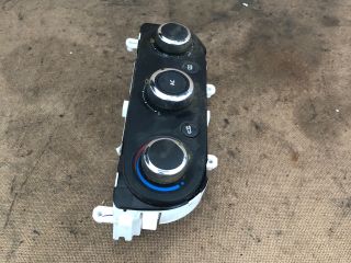 bontott RENAULT CLIO IV Fűtéskapcsoló (manuális klímás)