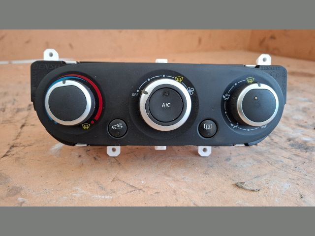 bontott RENAULT CLIO IV Fűtéskapcsoló (manuális klímás)
