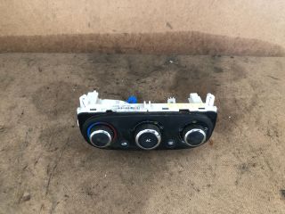 bontott RENAULT CLIO IV Fűtéskapcsoló (manuális klímás)