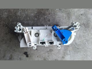 bontott RENAULT CLIO IV Fűtéskapcsoló (manuális klímás)
