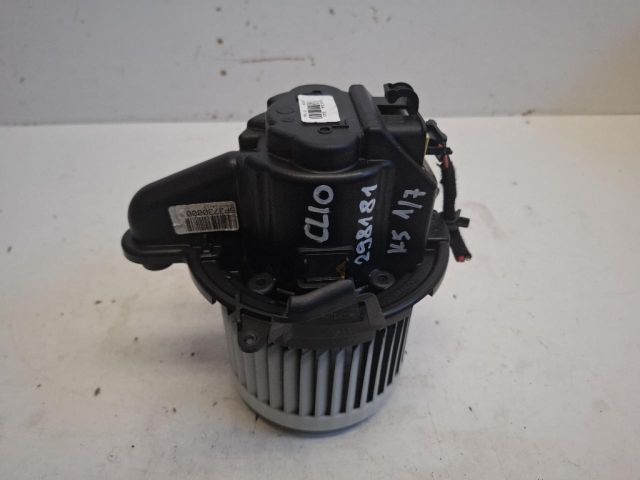 bontott RENAULT CLIO IV Fűtőmotor (Klímás)