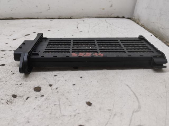 bontott RENAULT CLIO IV Fűtőradiátor (Elektromos)