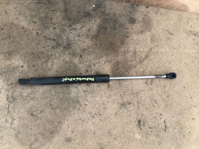 bontott RENAULT CLIO IV Gázrugós Kitámasztó Teleszkóp Motorháztető