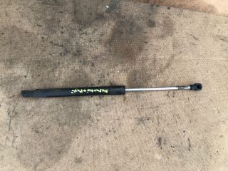 bontott RENAULT CLIO IV Gázrugós Kitámasztó Teleszkóp Motorháztető