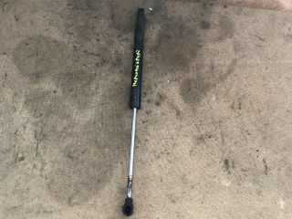 bontott RENAULT CLIO IV Gázrugós Kitámasztó Teleszkóp Motorháztető