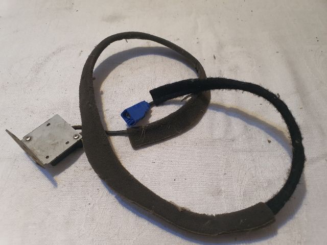 bontott RENAULT CLIO IV GPS Antenna