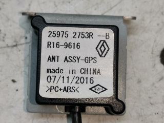 bontott RENAULT CLIO IV GPS Antenna
