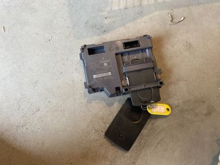 bontott RENAULT CLIO IV Gyújtáskapcsoló