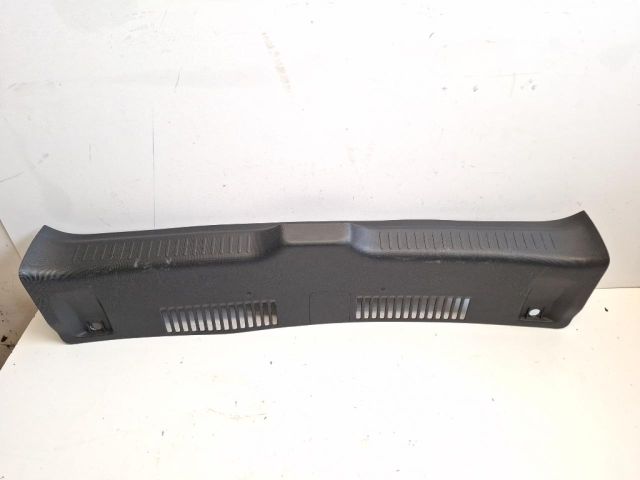 bontott RENAULT CLIO IV Hátfal Burkolat