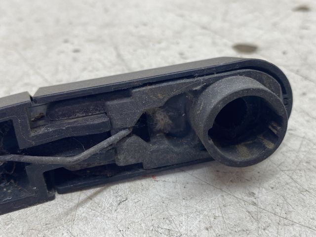 bontott RENAULT CLIO IV Hátsó Ablaktörlő Kar