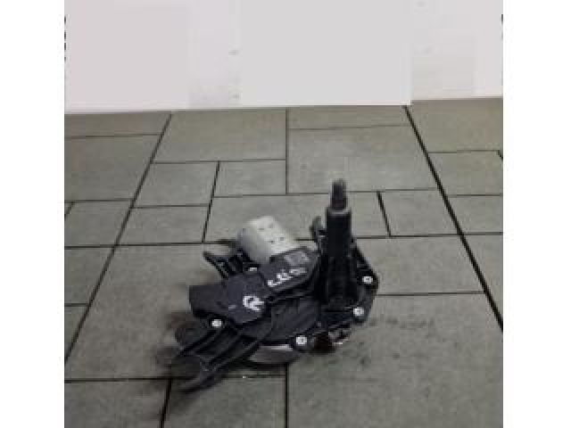 bontott RENAULT CLIO IV Hátsó Ablaktörlő Motor