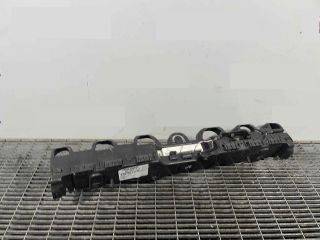 bontott RENAULT CLIO IV Hátsó középső Lökhárító Tartó (Műanyag)