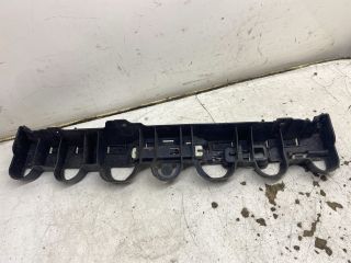 bontott RENAULT CLIO IV Hátsó középső Lökhárító Tartó (Műanyag)