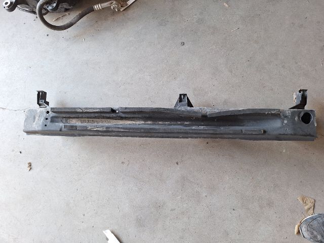 bontott RENAULT CLIO IV Hátsó Lökhárító Merevítő (Fém)