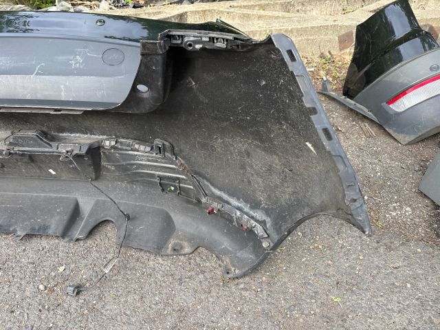 bontott RENAULT CLIO IV Hátsó Lökhárító (Részeivel)