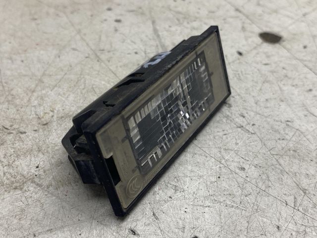 bontott RENAULT CLIO IV Hátsó Rendszámtábla Világítás