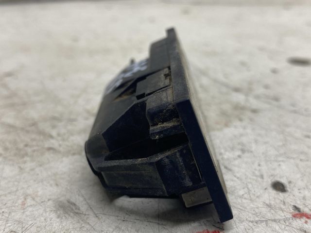 bontott RENAULT CLIO IV Hátsó Rendszámtábla Világítás