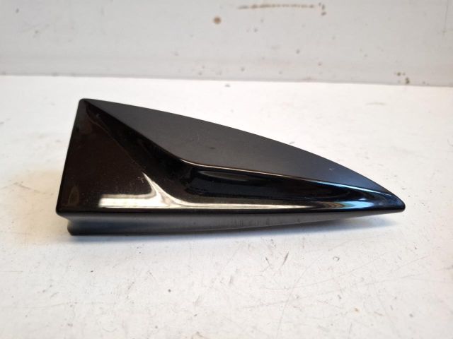 bontott RENAULT CLIO IV Hátsó Szélvédő Díszléc