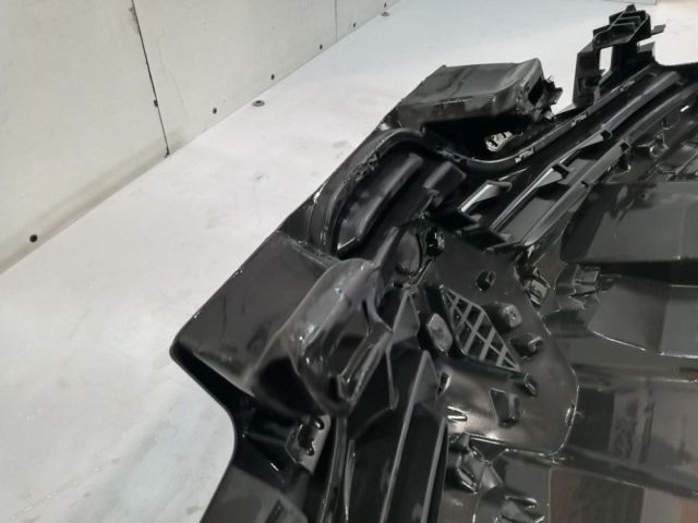 bontott RENAULT CLIO IV Hűtőrács