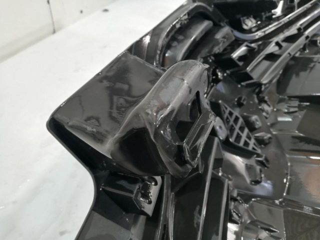 bontott RENAULT CLIO IV Hűtőrács