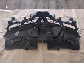 bontott RENAULT CLIO IV Hűtőrács