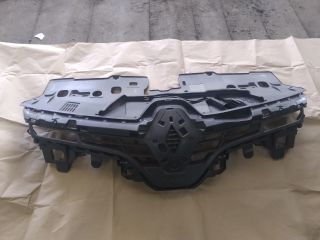 bontott RENAULT CLIO IV Hűtőrács