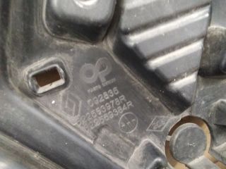 bontott RENAULT CLIO IV Hűtőrács