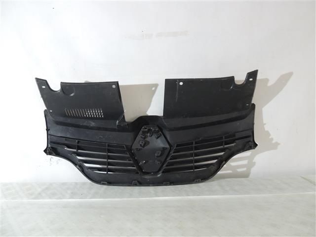 bontott RENAULT CLIO IV Hűtőrács