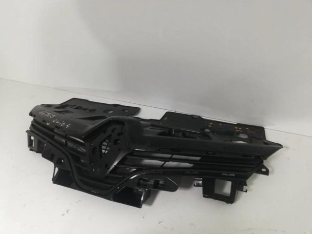 bontott RENAULT CLIO IV Hűtőrács