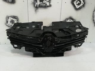 bontott RENAULT CLIO IV Hűtőrács