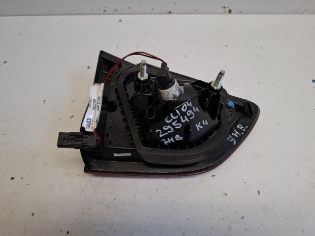 bontott RENAULT CLIO IV Jobb Belső Hátsó Lámpa