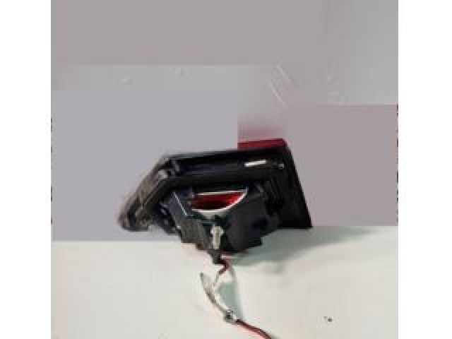 bontott RENAULT CLIO IV Jobb Belső Hátsó Lámpa