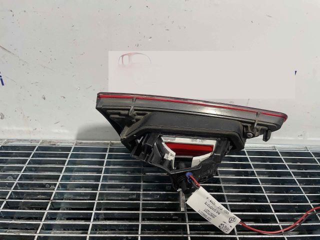 bontott RENAULT CLIO IV Jobb Belső Hátsó Lámpa