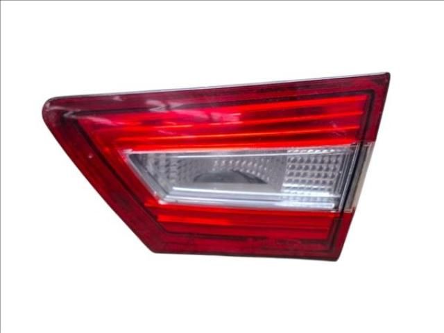 bontott RENAULT CLIO IV Jobb Belső Hátsó Lámpa