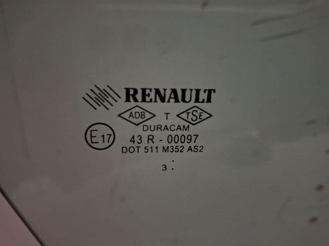 bontott RENAULT CLIO IV Jobb első Ablak