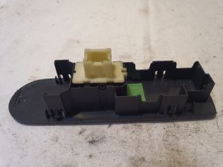 bontott RENAULT CLIO IV Jobb első Ablakemelő Kapcsoló