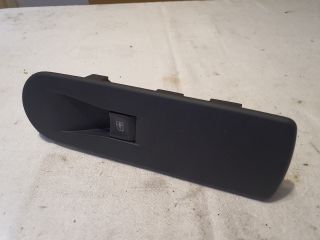 bontott RENAULT CLIO IV Jobb első Ablakemelő Kapcsoló